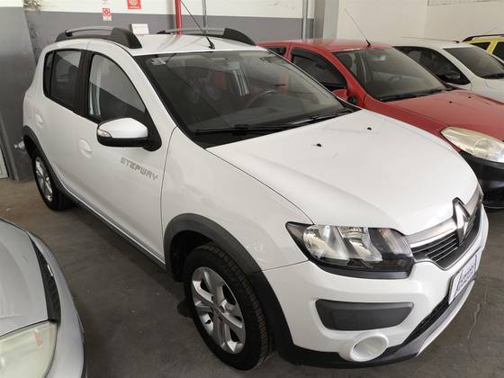 RENAULT SANDERO 1.6 STEPWAY 8V FLEX 4P MANUAL RENAULT SANDERO 1.6 STEPWAY 8V FLEX 4P MANUAL